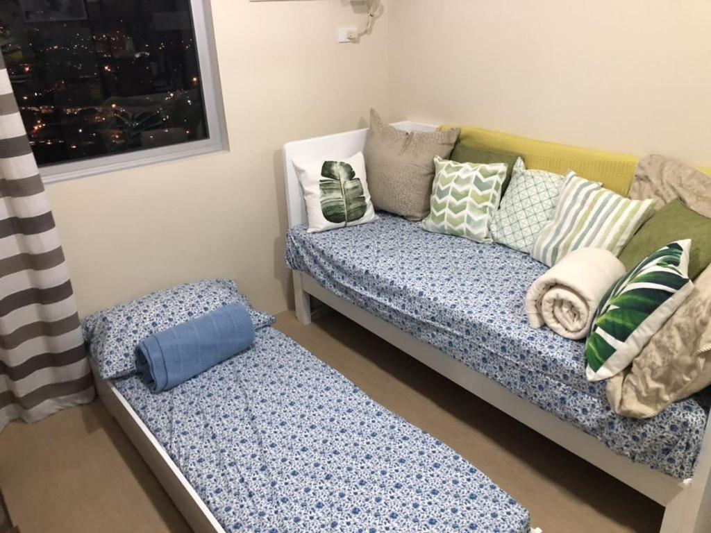 Nice Corner Ayala 1 Bedroom Condo At Heart Of Davao City With Hi Speed Wi Fi Internet Exteriör bild