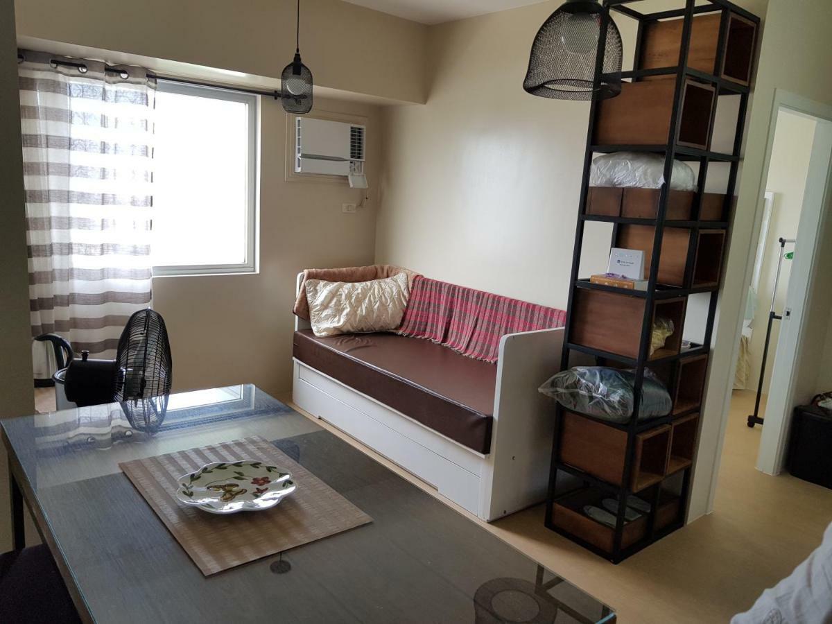 Nice Corner Ayala 1 Bedroom Condo At Heart Of Davao City With Hi Speed Wi Fi Internet Exteriör bild