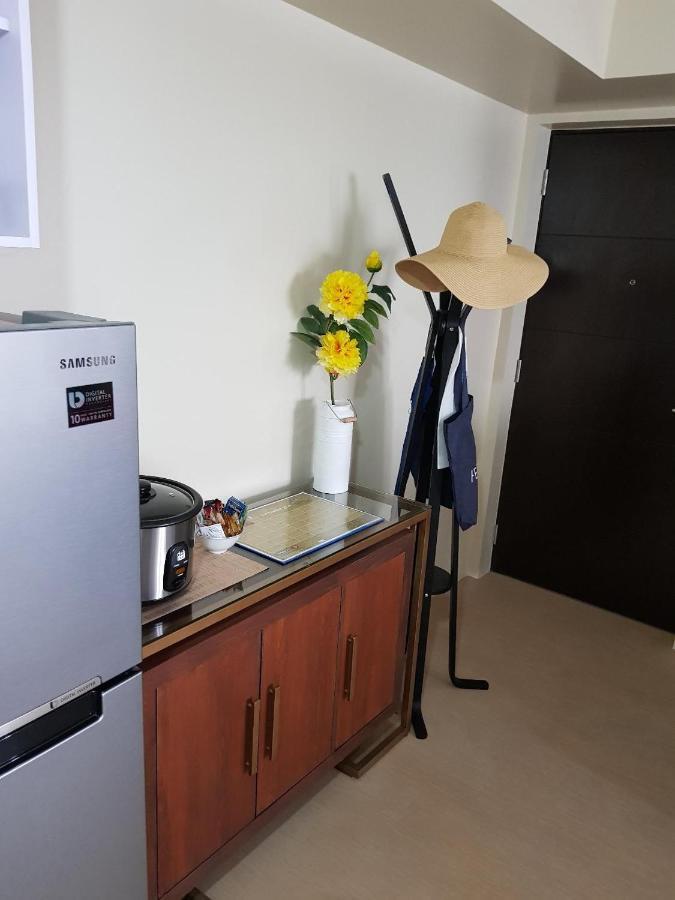 Nice Corner Ayala 1 Bedroom Condo At Heart Of Davao City With Hi Speed Wi Fi Internet Exteriör bild